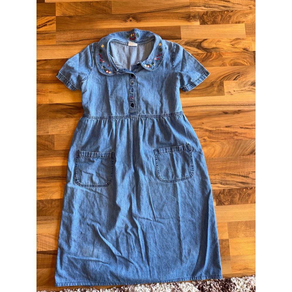 Bobbie Brooks Denim Midi Dress Womens M Blue Embroidered Floral Pocket preppy